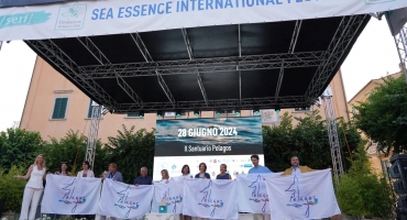 RINNOVABILI.IT - DALLA TUTELA DEL MARE AL TURISMO RIGENERATIVO